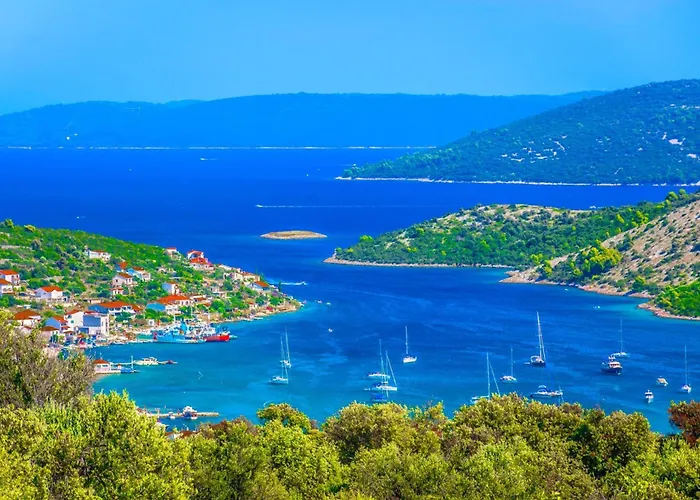 Apartment Luce With Pool - Happy